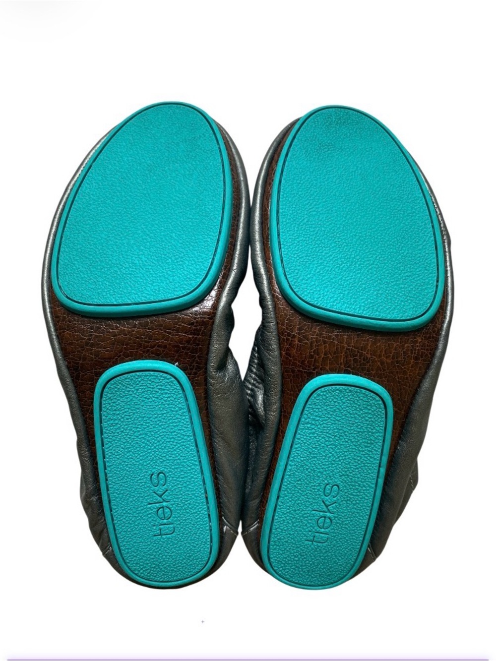 Tieks METALLIC PEWTER Size 7 Foldable Ballet Flats Leather used once - Picture 5 of 14